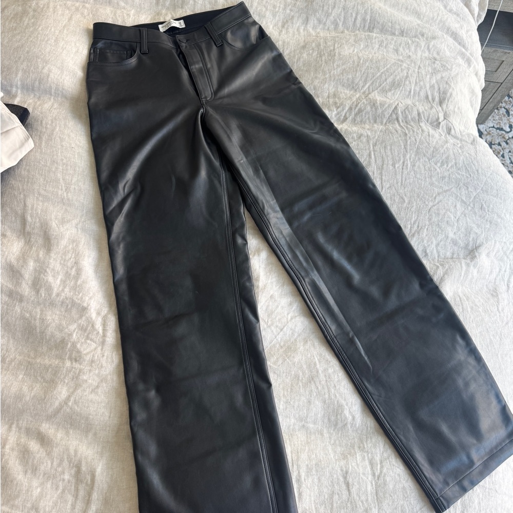 Abercrombie high rise faux leather straight pant